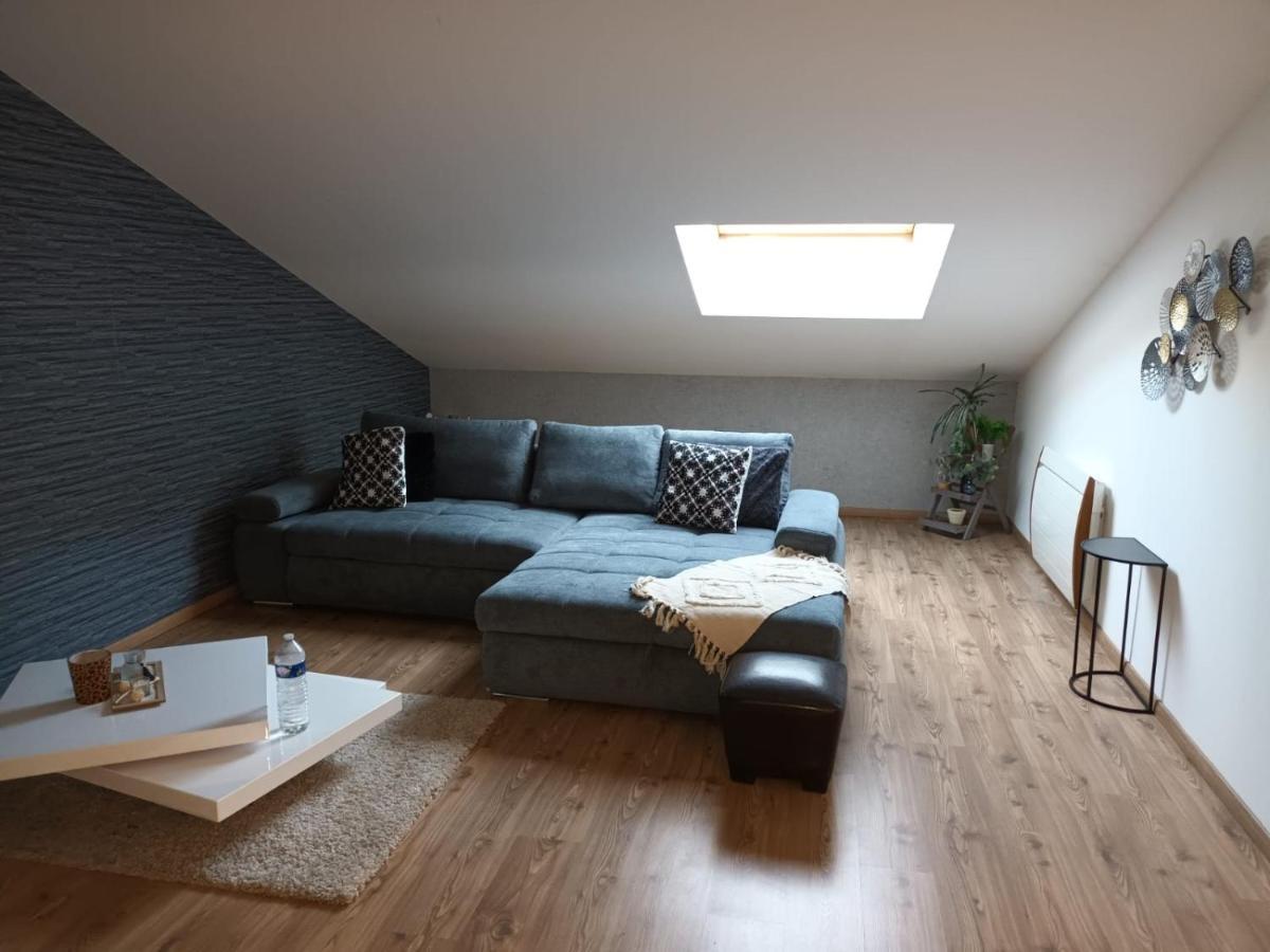 Au Pied Des Montagnes. Apartman Saint-Jean-de-Maurienne Kültér fotó