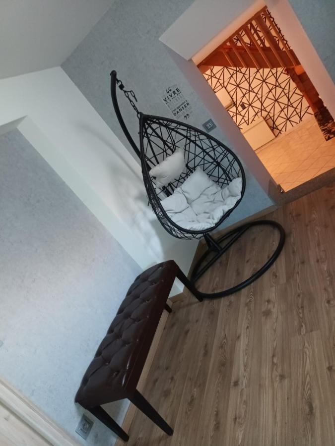 Au Pied Des Montagnes. Apartman Saint-Jean-de-Maurienne Kültér fotó