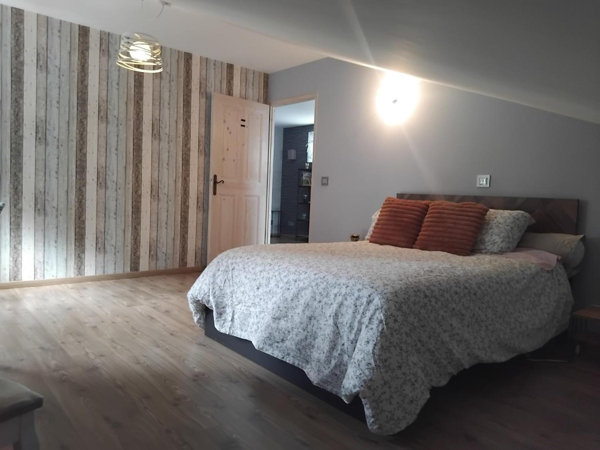 Au Pied Des Montagnes. Apartman Saint-Jean-de-Maurienne Kültér fotó