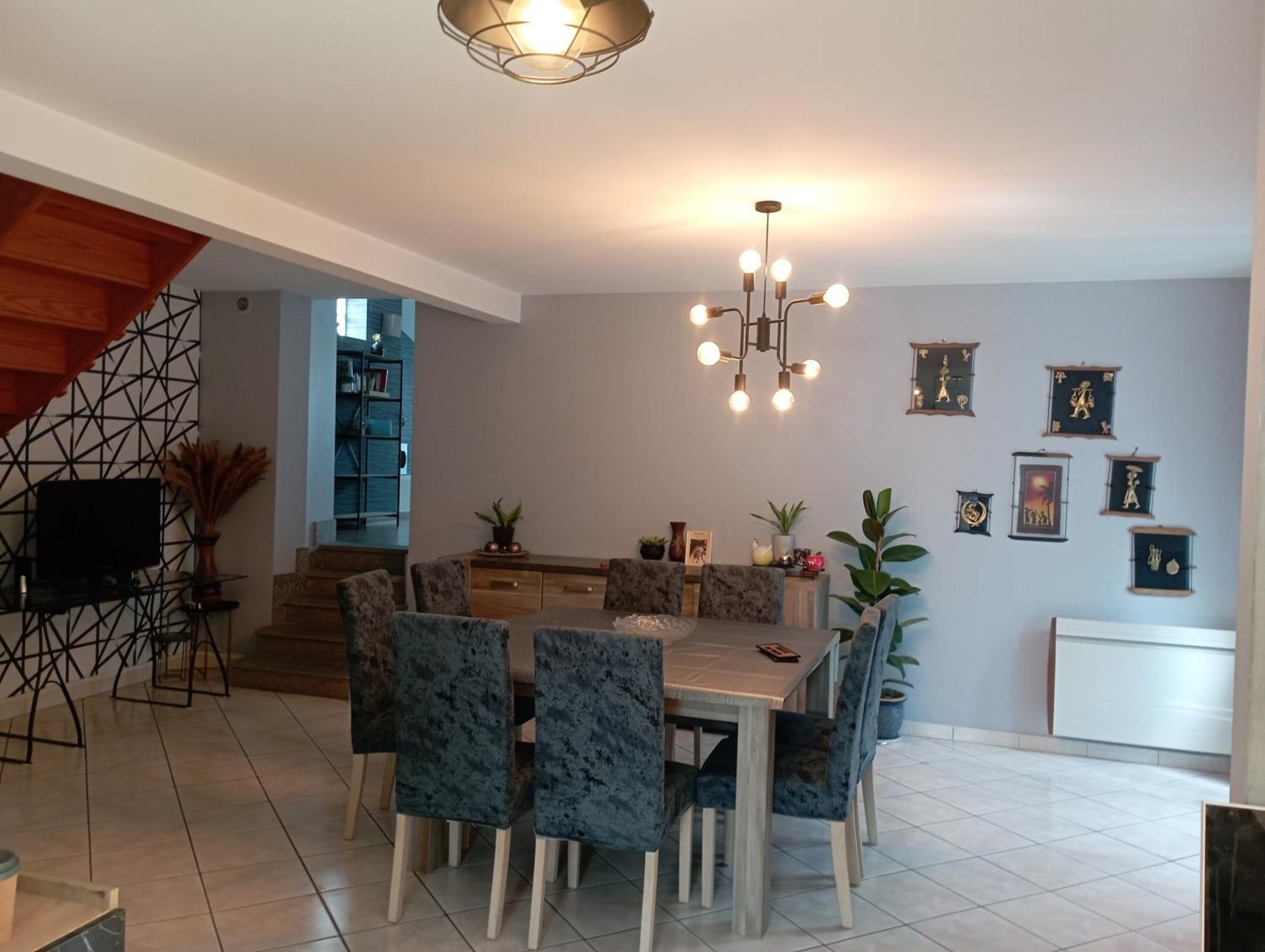 Au Pied Des Montagnes. Apartman Saint-Jean-de-Maurienne Kültér fotó